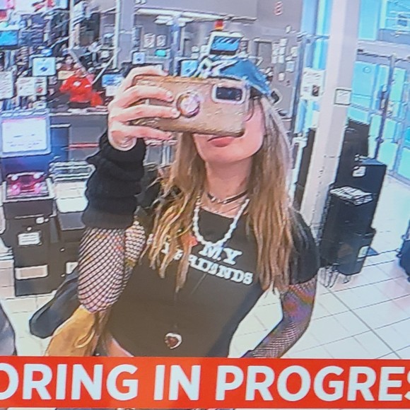 Meet your Posher, Foushh - Picture 1 of 1